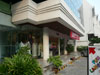 Lee House: (6). Shopping Mall
