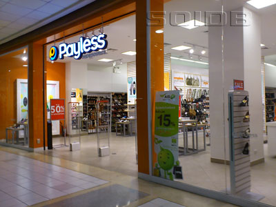 payless plaza central