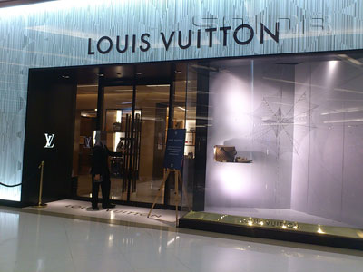 BANGKOK, THAILAND - OCT 11th: Louis Vuitton Store in Siam Parago Editorial  Image - Image of vuitton, store: 30876525