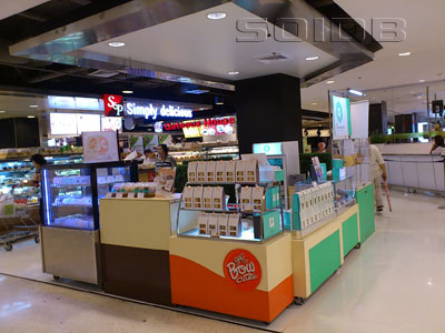 A photo of Bow Cake - The Mall Thapra