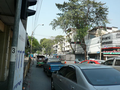 A photo of Mahachai Road