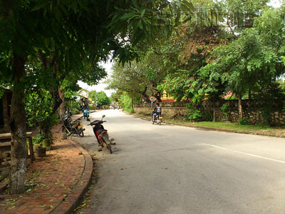 A photo of Manomai Road