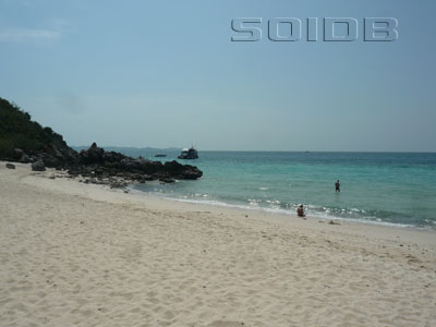 A photo of Tayaiy Beach - Koh Larn