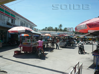 A photo of Pantip Market